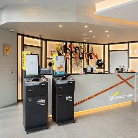 Check Inn Magi Kids Hotel Luodong Luaran gambar