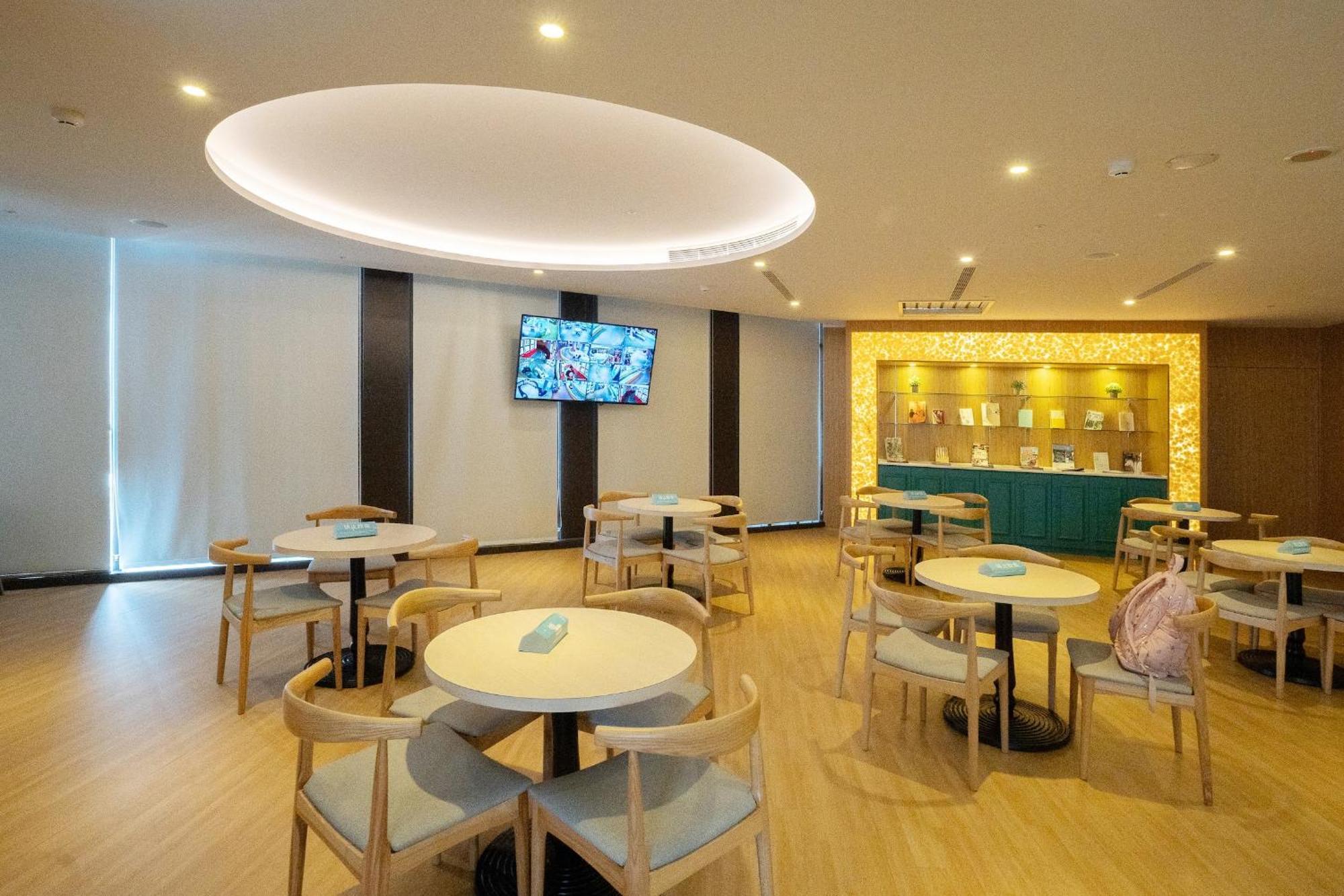 Check Inn Magi Kids Hotel Luodong Luaran gambar