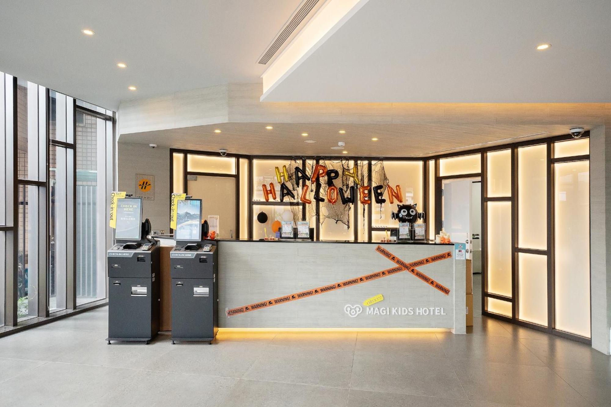 Check Inn Magi Kids Hotel Luodong Luaran gambar