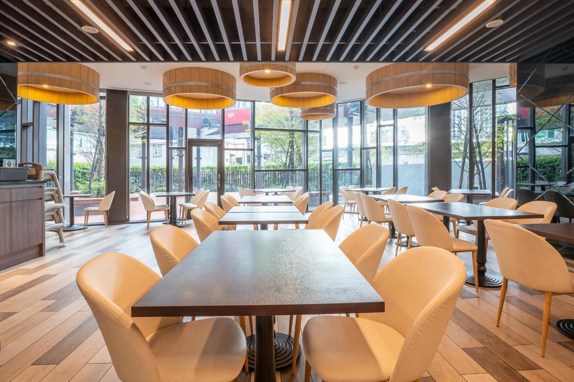 Check Inn Magi Kids Hotel Luodong Luaran gambar